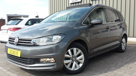 Volkswagen Touran Highline - 7 zetels - Panodak -GPS -Airco -Parksensoren