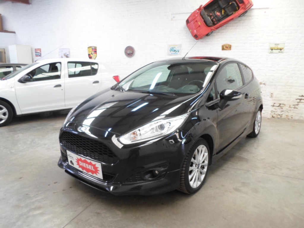 Ford Fiesta 1.5 tdci/ UTILITAIRE / GARANTIE UN AN /