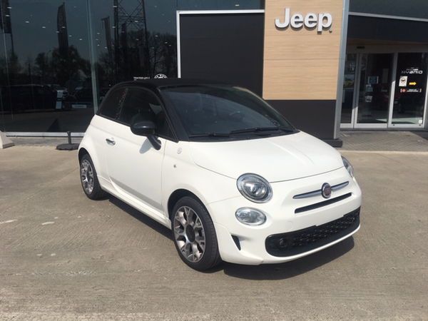 Fiat 500C 1.0 Hybrid Hey Google