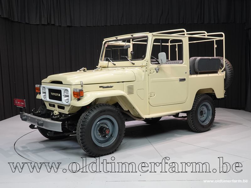 Toyota Land Cruiser FJ40 '84