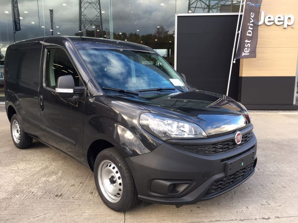 Fiat Doblo Cargo 1.3 Mjet 80 Pk - Base