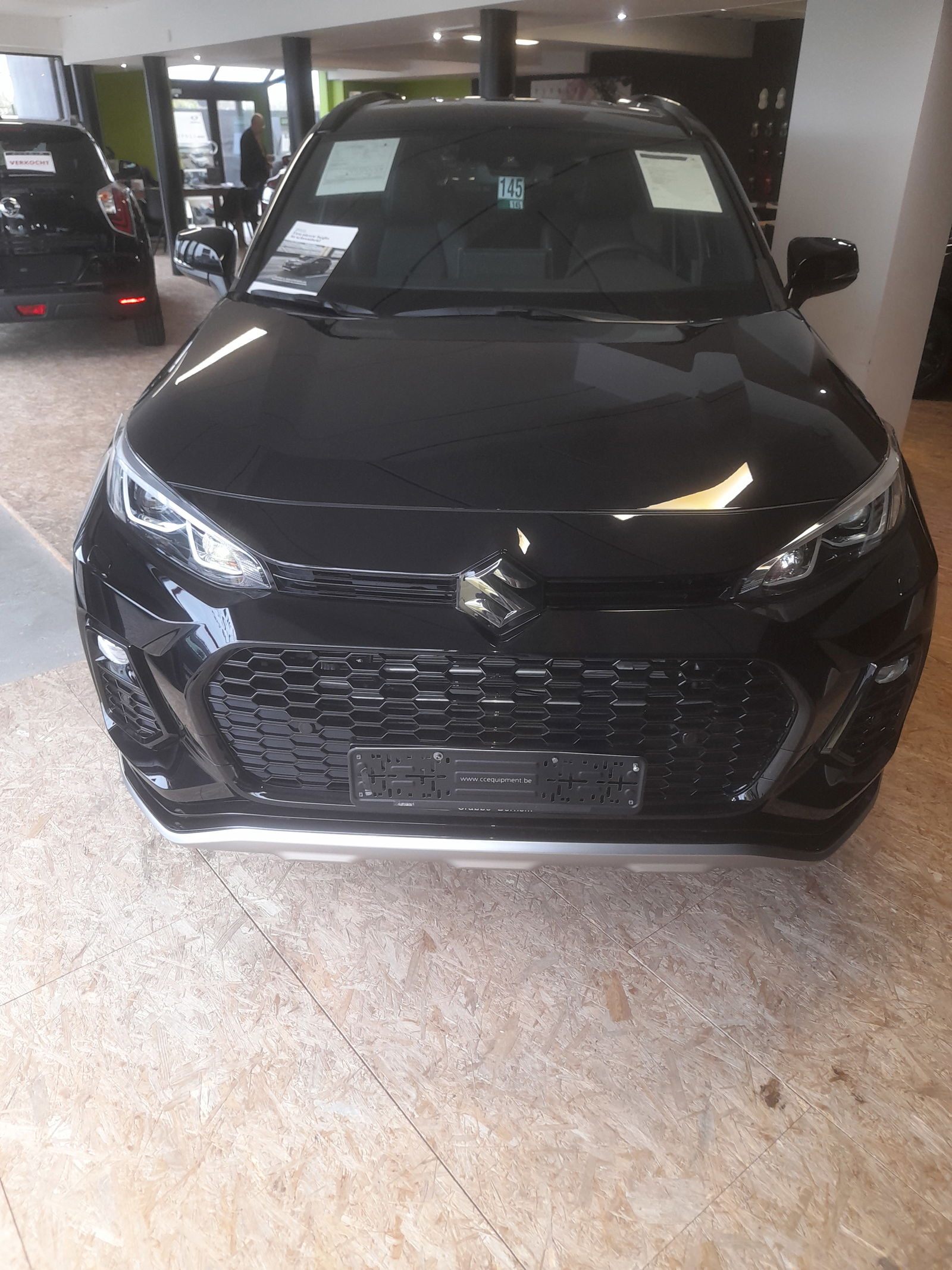 Suzuki Across PLUG-IN HYBRIDE GLX CVT