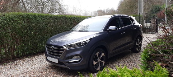 Hyundai TUCSON - 2015 FULL OPTIONS - CUIR