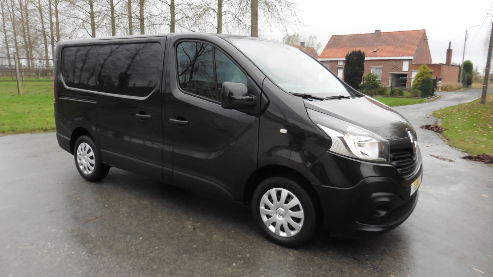 Renault Trafic 1.6 HDI DIESEL - 3zit - lichte vracht
