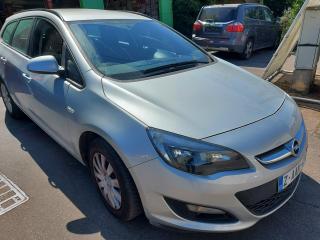 Opel Astra Sports Tourer break