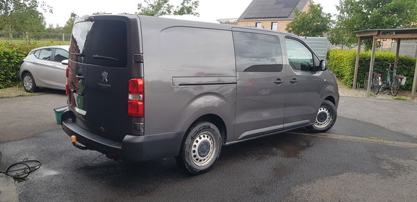 Peugeot Expert 2.0 BlueHDi DUBBEL CABINE