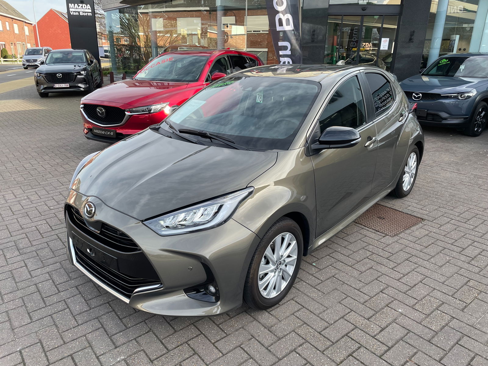 Mazda 2 SELECT hybride