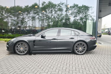 Porsche Panamera 4 E-Hybrid 4 E-Hybrid