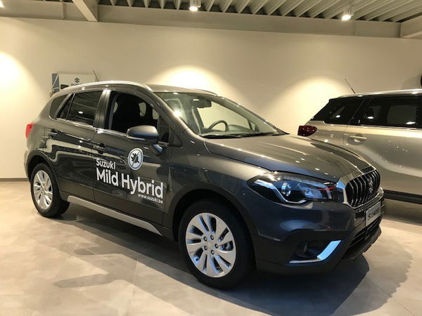 Suzuki SX4 S-Cross GL+ hybrid