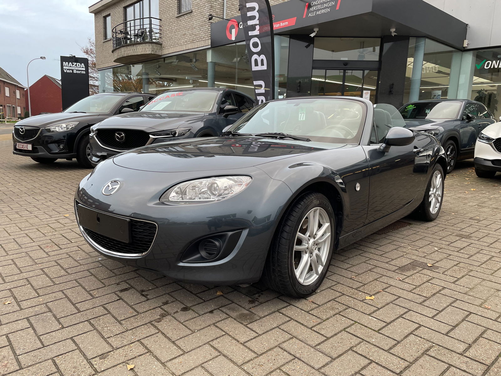 Mazda MX-5 ROADSTER COUPE unieke wagen speciale serie