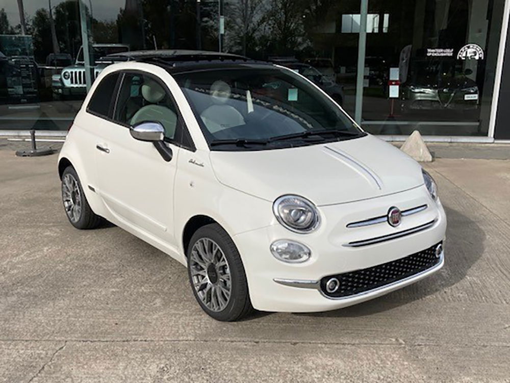 Fiat 500 1.0 Hybrid Dolcevita met elektrisch glazen dak