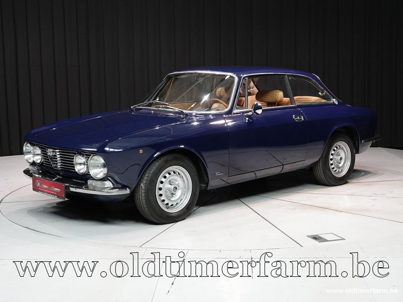 Alfa Romeo GTV 2000 Bertone '74