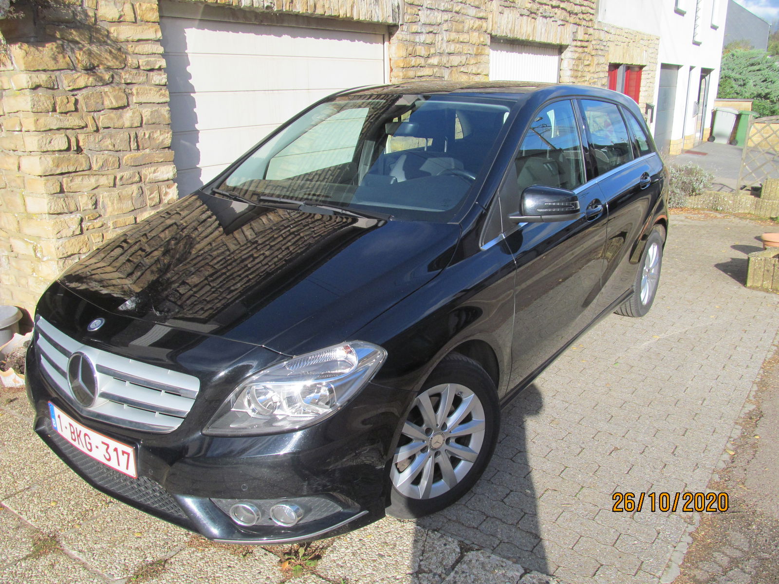 Mercedes B 200