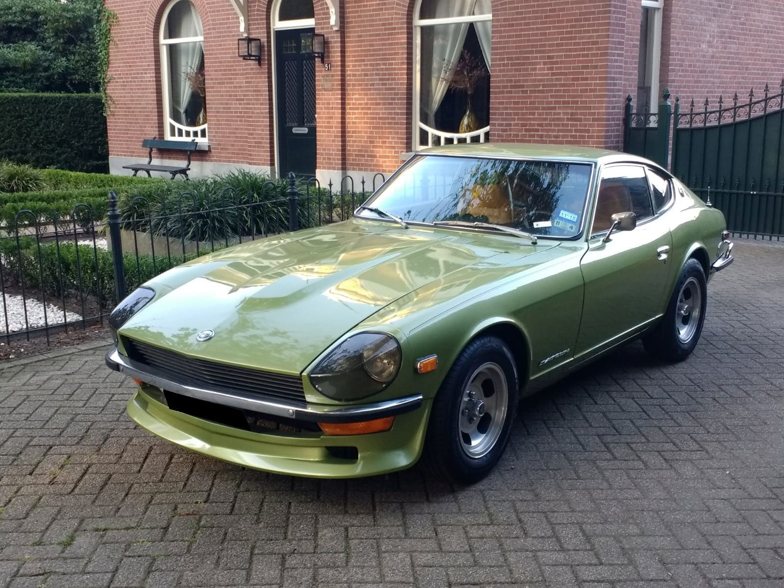 Datsun 240Z 72 - lime green