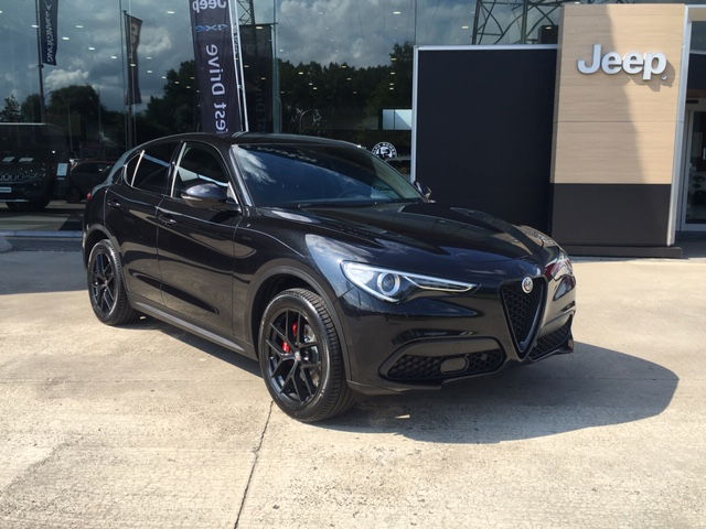 Alfa Romeo Stelvio 2.0 Turbo 200 Pk Sprint Q4