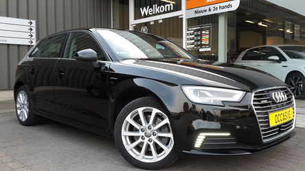 Audi A3 Sportback E-tron Sport (Hybride = electrisch + benzine) -Leder -GPS -LED -Virtual cockpit