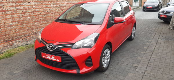 Toyota Yaris 1.3i*Live2*5-deurs*Airco*Navigatie*TOPPER!!