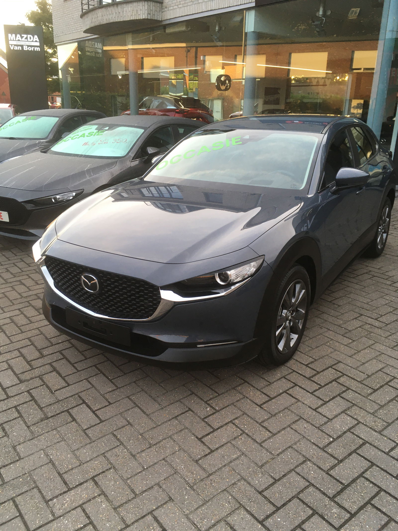 Mazda CX-30 mild hybrid/ luxury cruise