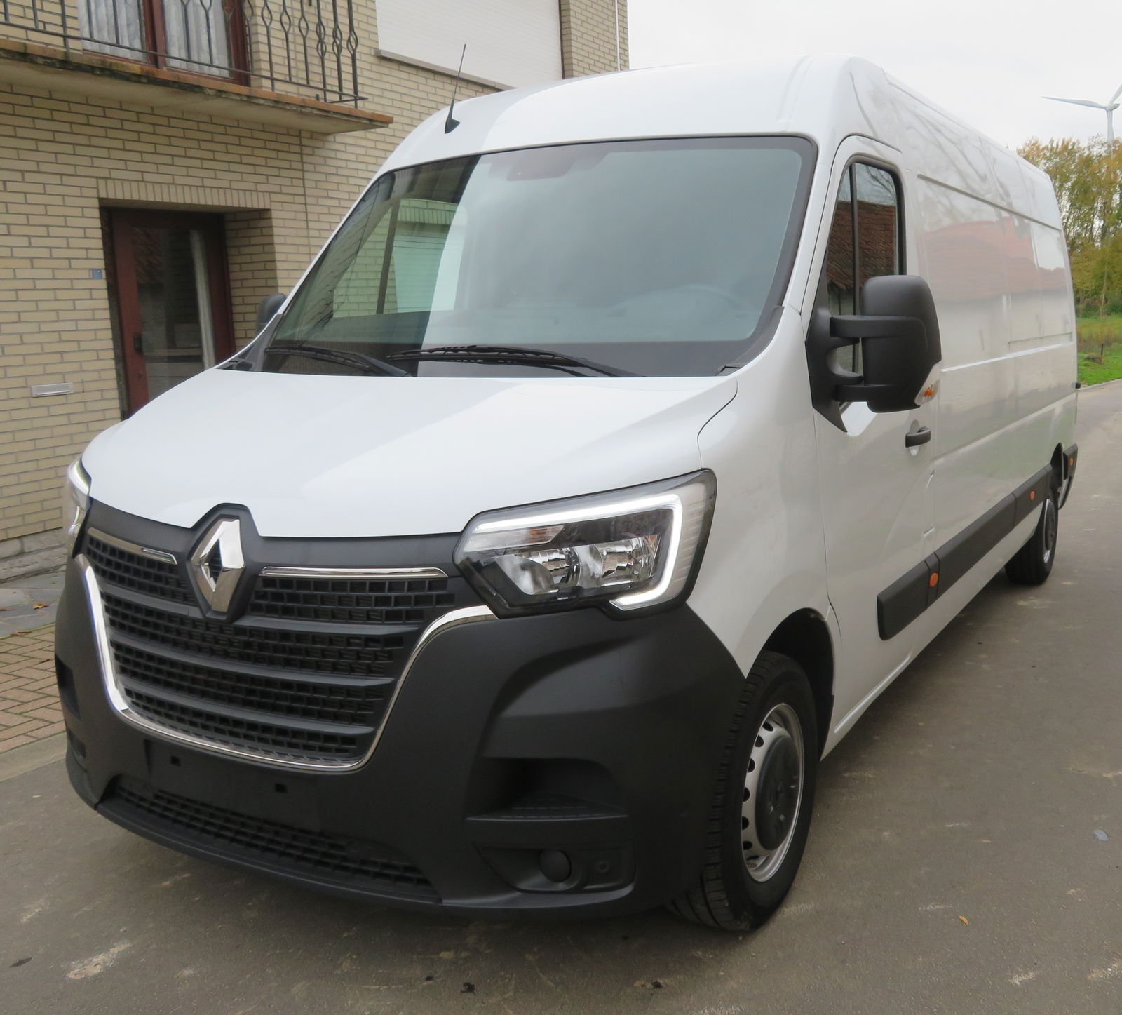 Renault Master 35 2.3 dCi L3H2 Grand Confort master L3H2 grand confort 2.3dci - 135pk