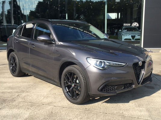 Alfa Romeo Stelvio 2.0 Turbo 200 Pk Sprint - Q4