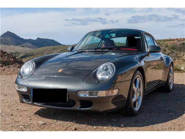 Porsche 911 Carrera 4