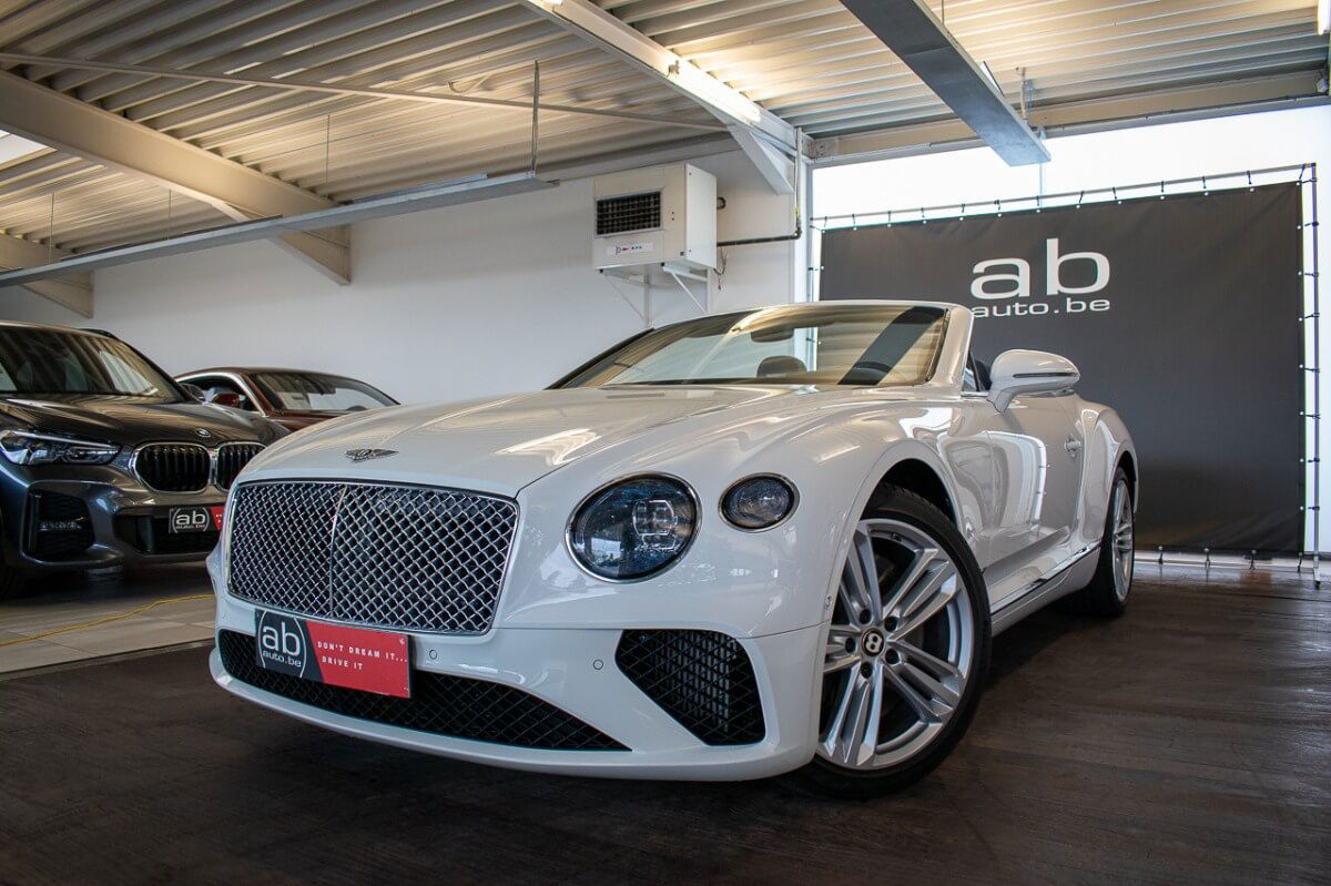 Bentley Continental GTC 6.0I W12, AIR-SUSP, KEY-LESS, MASSAGE, AIR-SCARF, NAV, LED, MET FHC-GARANTIE!!