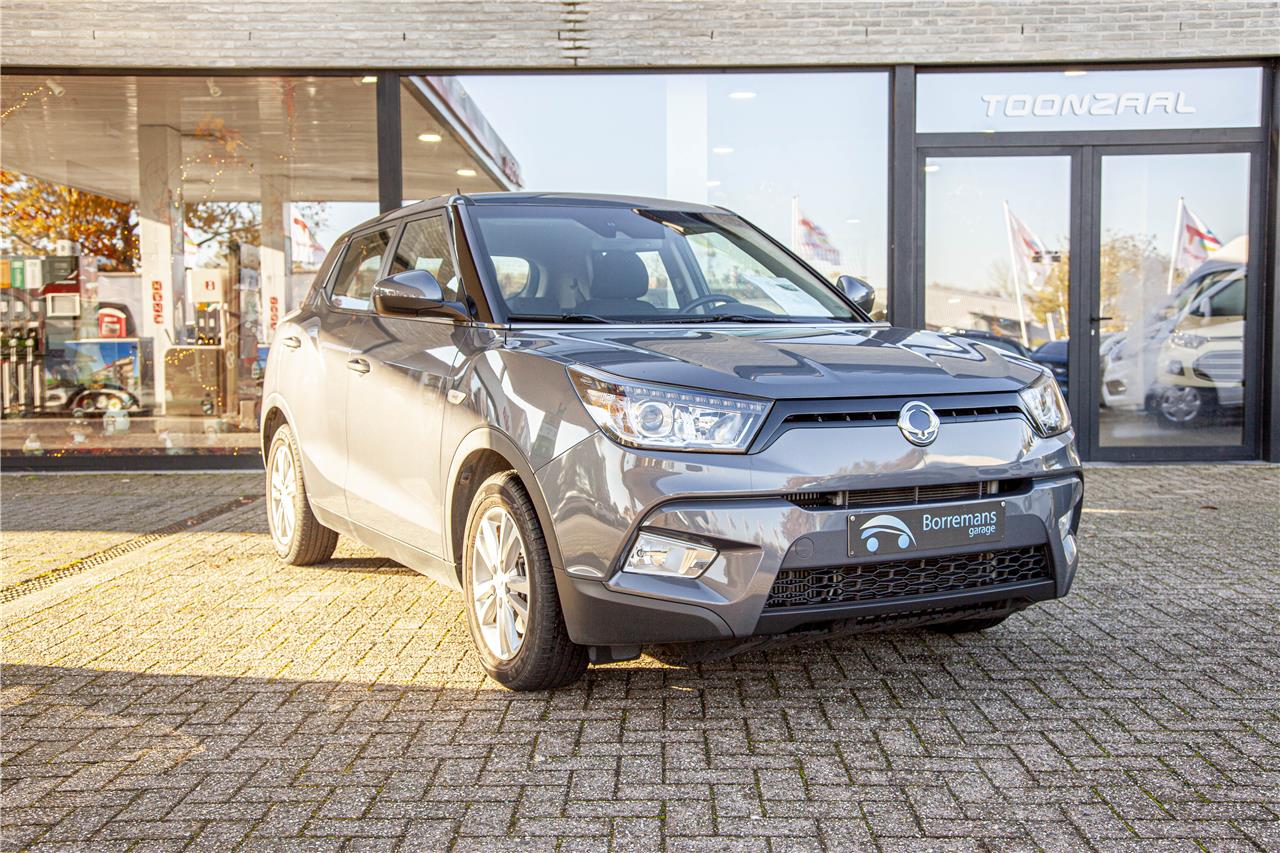 SsangYong TIVOLY 1.5 e-XDi QUARTZ 2WD