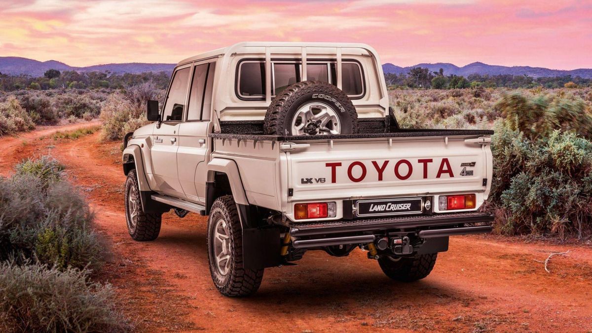 Toyota land cruiser 205