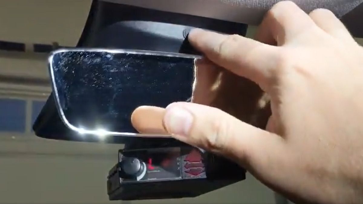 Tesla’s binnencamera is een stuk slimmer dan je de... Gocar.be