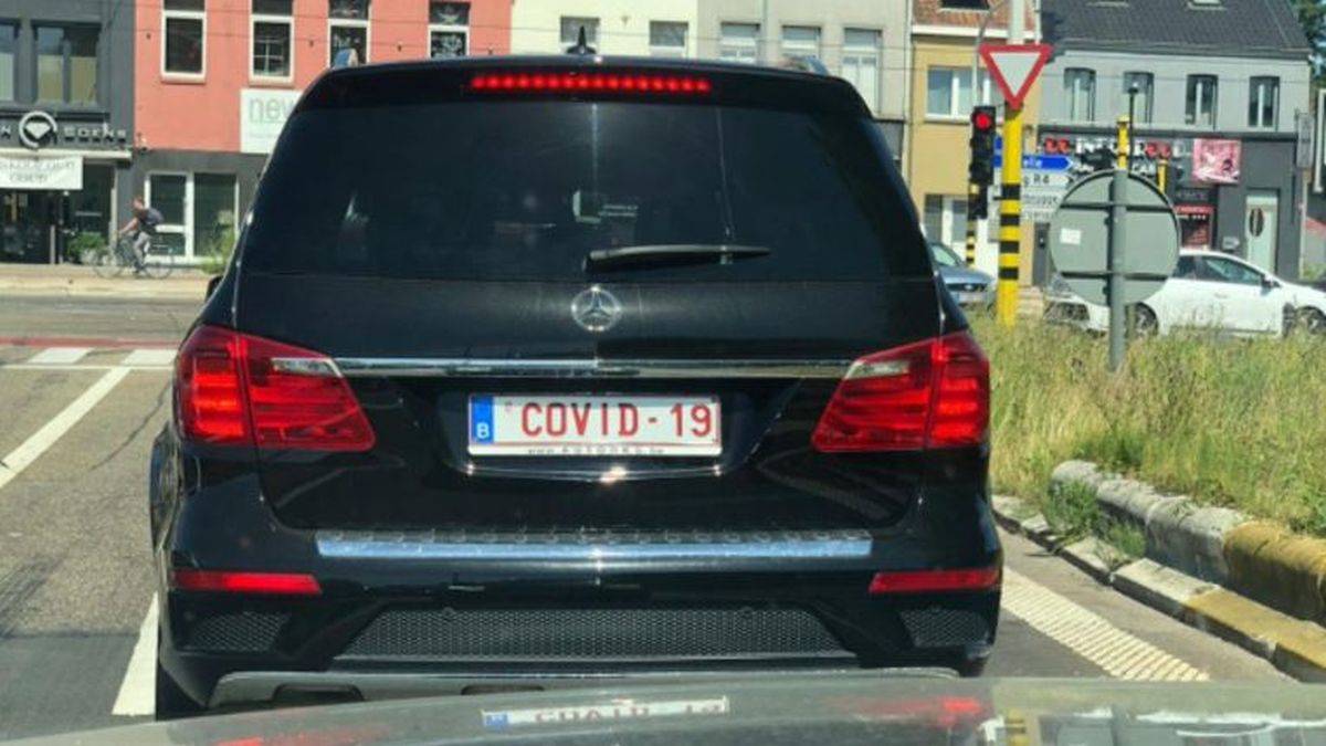 Deux localités sont les championnes belges des plaques personnalisées. Une idée ? (C’est plutôt facile) !