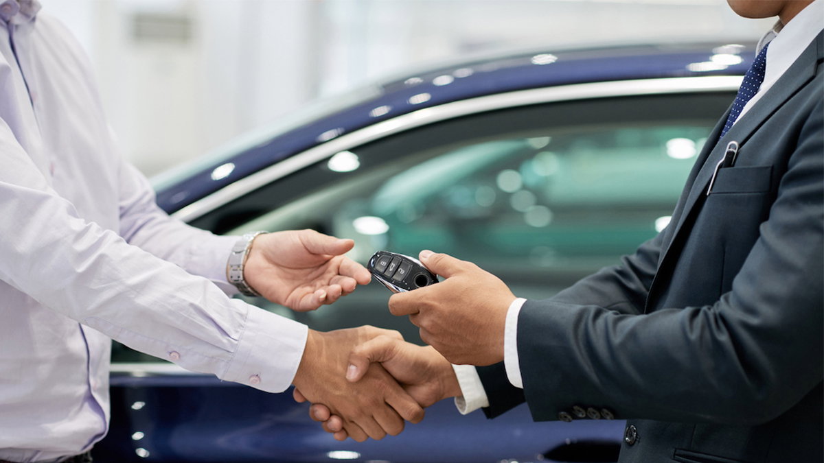 Semi-conducteurs : les clients refusent les voitures moins équipées