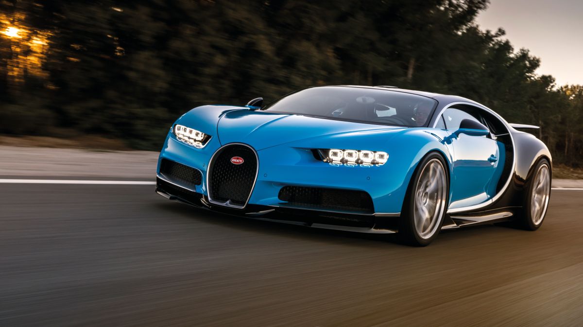 Bugatti Chiron blue