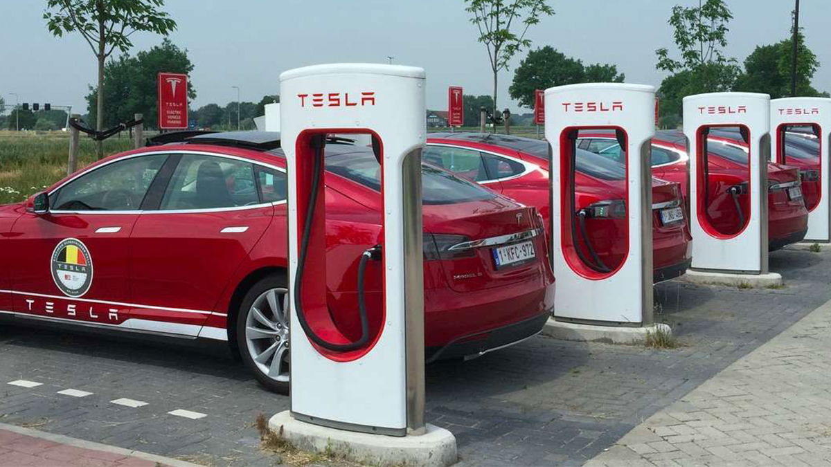 Tesla Superchargers het duurst in België Gocar.be