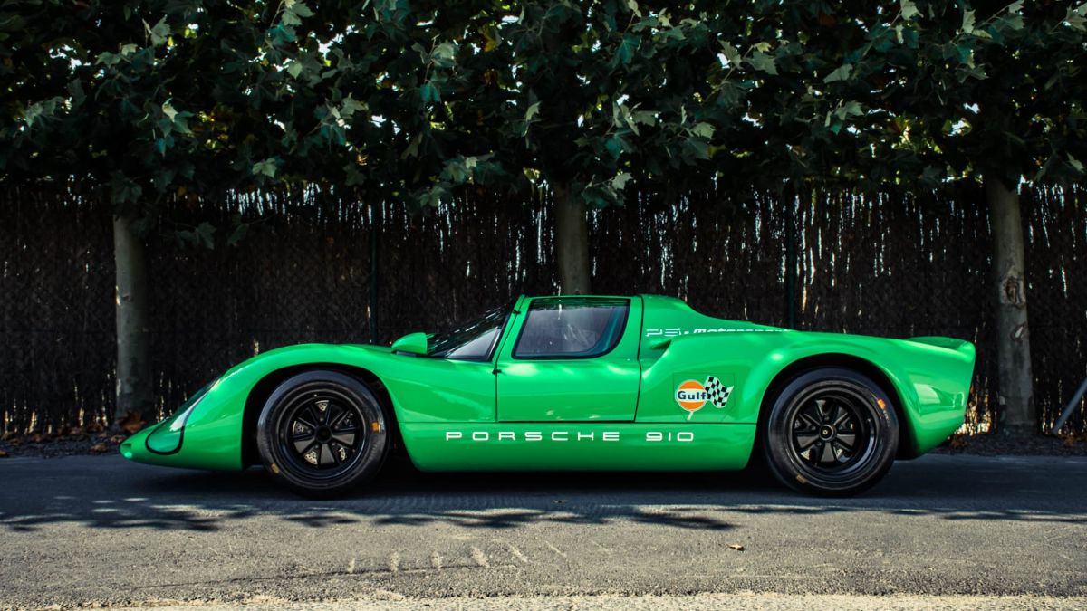 Porsche 910 2