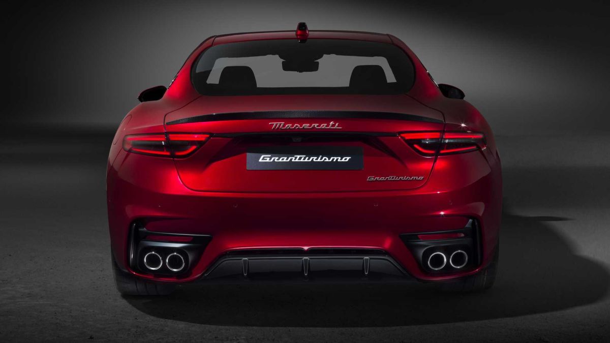 Maserati Granturismo rear face