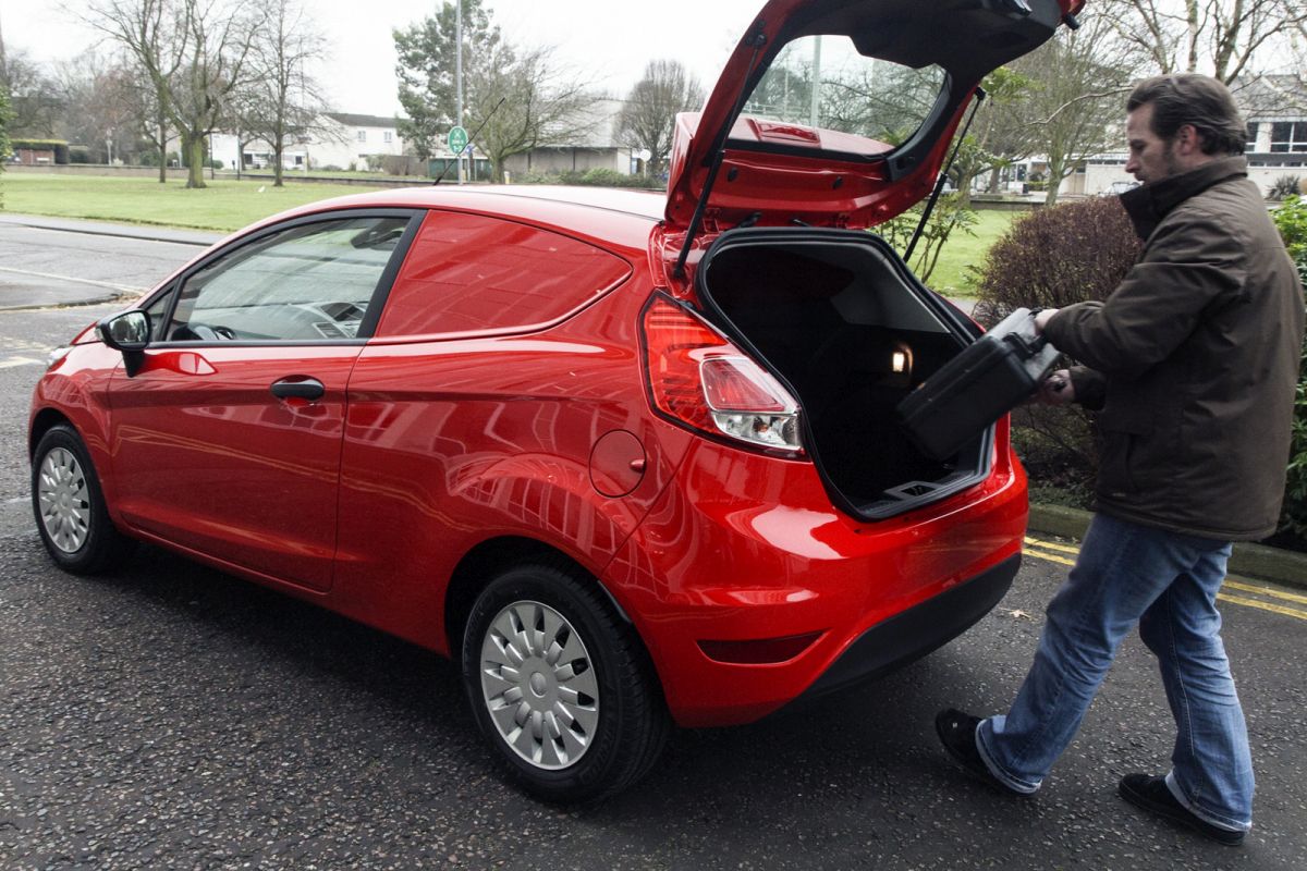 Ford Fiesta Van (2012)