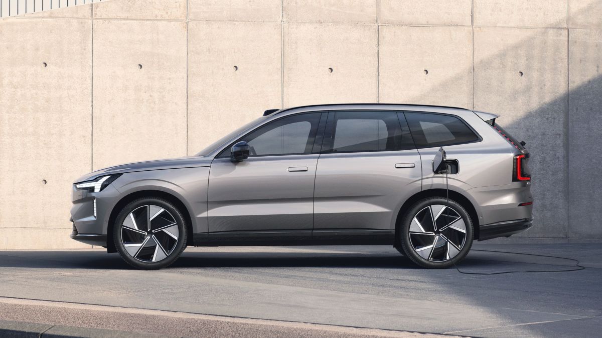 Volvo EX90