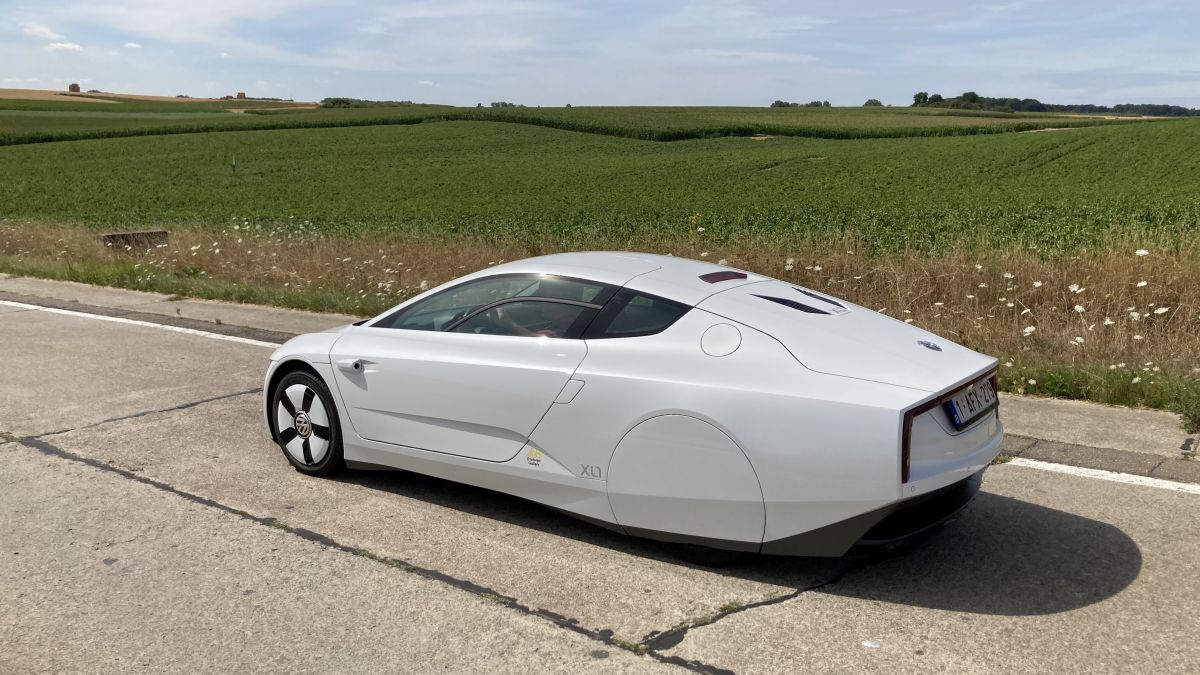 Volkswagen XL1 dynamique 2