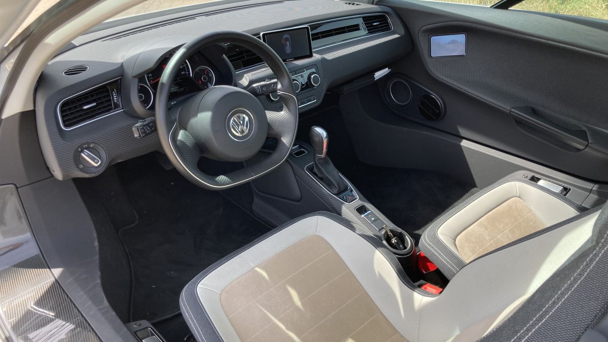 VW XL1 intƩrieur