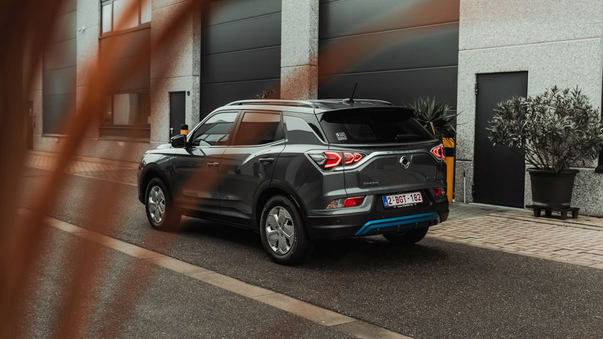 Korando derriere