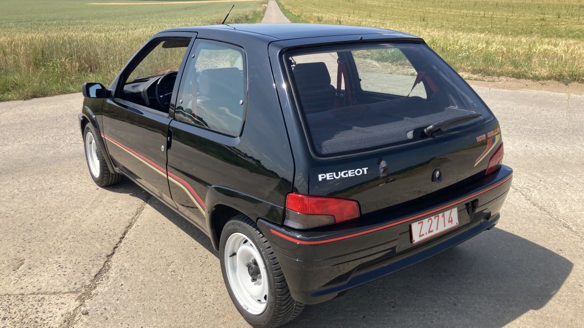 106 rallye arriere