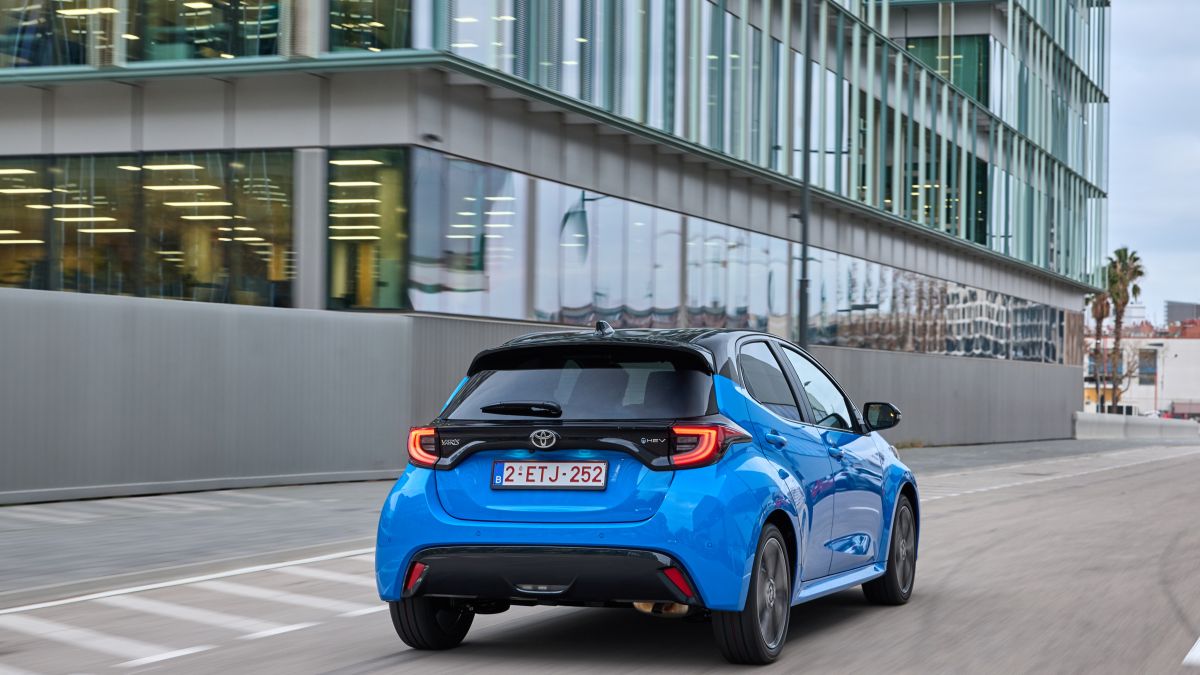 TEST Toyota Yaris: geen 100% verbrandingsmotor meer - Business AM