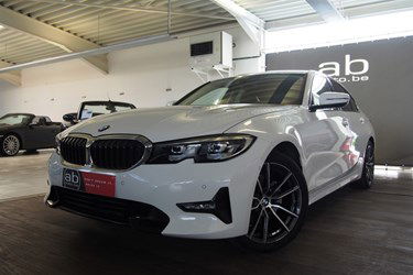 BMW 320 I BERLINE *SPORT-LINE*, AUTOM, D-LEDER, NAVI, BT, LED, CAMERA, ZETELVERW, MET BMW-GARANTIE TOT 9-2023!!