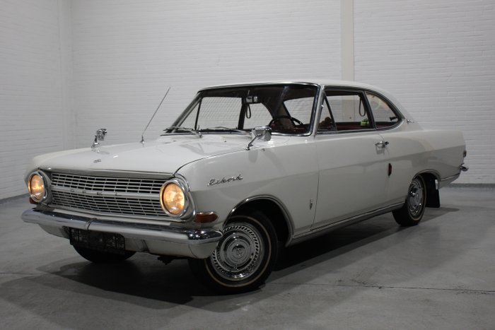 31 Opel oldtimers in stock in België