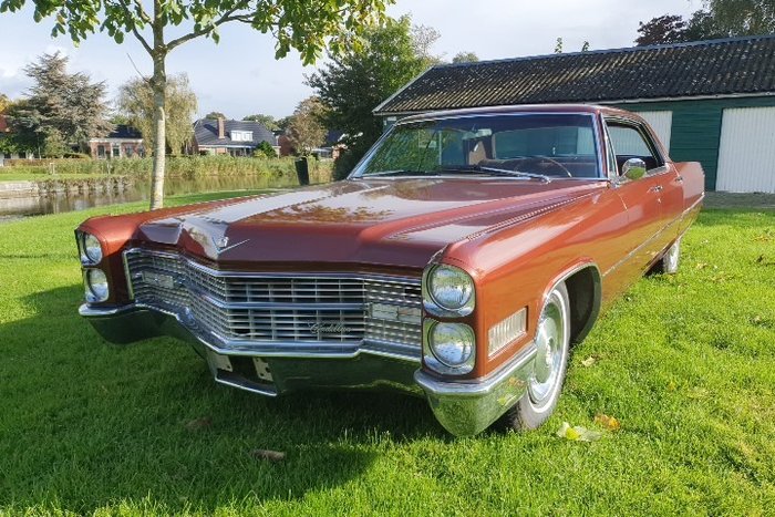 Cadillac Sedan De Ville 1966