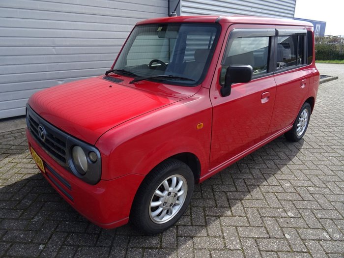 Mazda Spiano NO RESERVE 2006