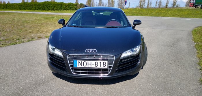 Audi R8 V10 2012