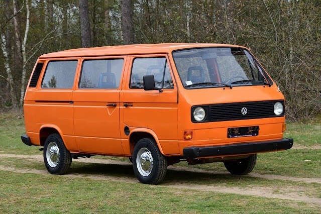Volkswagen T3 2.0 passenger bus - NO RESERVE 1981