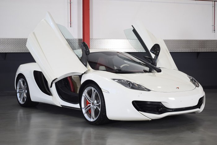McLaren MP4-12C Coupe 3,8L V8 - NO RESERVE 2012