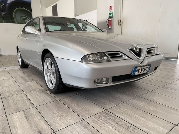 Alfa Romeo 166 2.5i V6 24V - No Reserve 2000